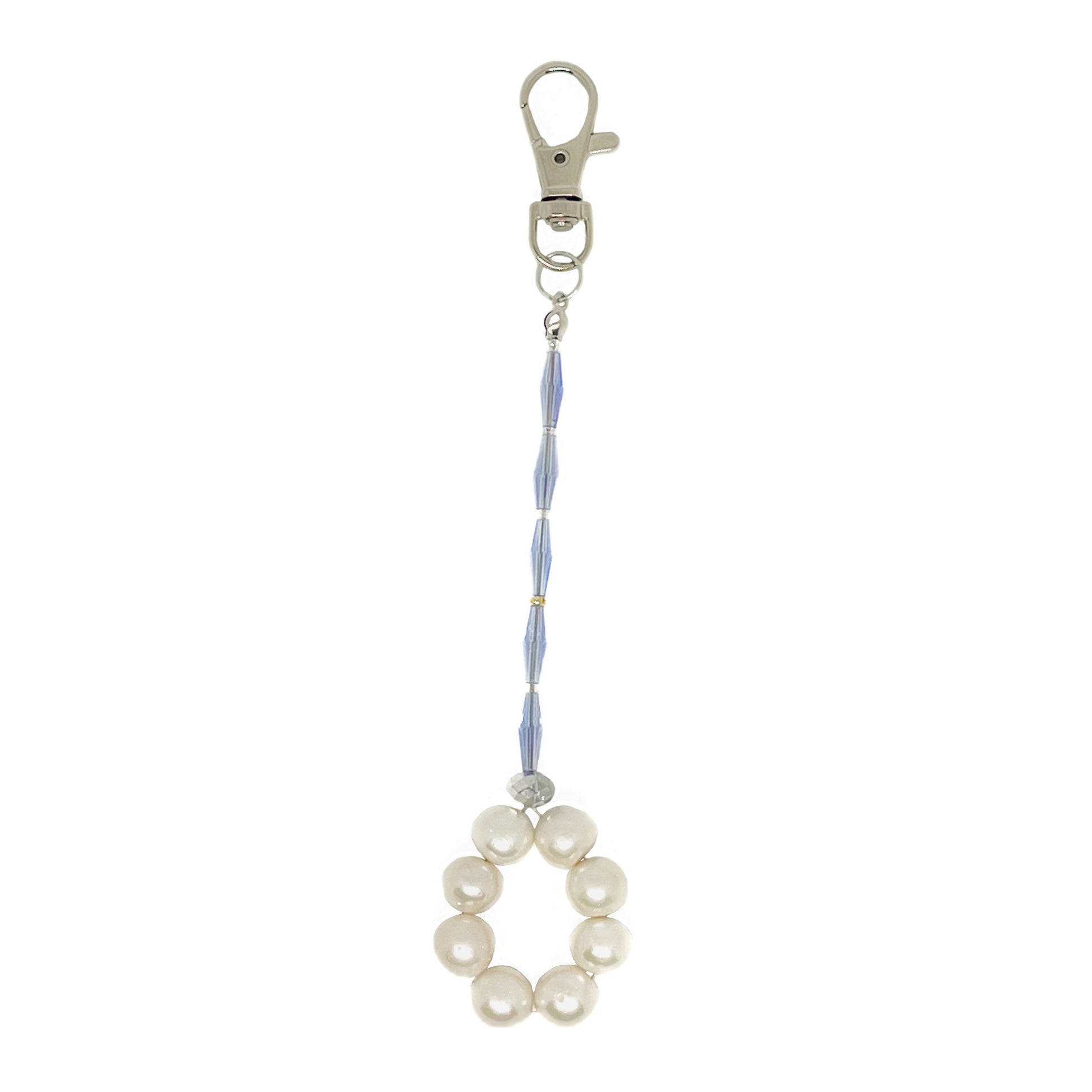 10mm AAA Quality Freshwater Cultured Pearl Key Tag featuring a circle of 8 stunning pearls on white background