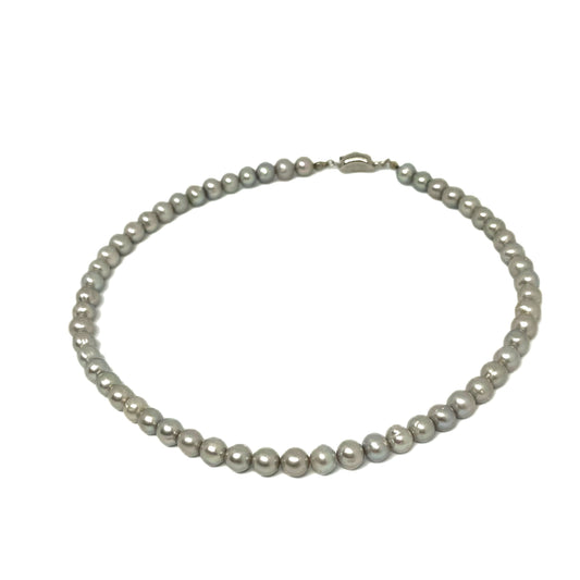 Front right view of 9-10mm AAA Quality Freshwater Pearl Necklace in Silver